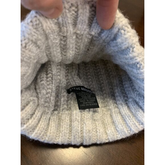 NWT Steve Madden OS Winter Knit Beanie Hat Pom Pom  Gray - Picture 4 of 4